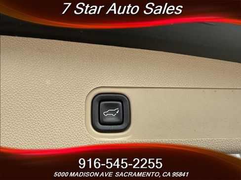 Used 2014 Chevrolet Tahoe LTZ image 25