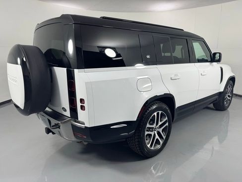 Used 2023 Land Rover Defender 130 SE AWD/4WD image 5