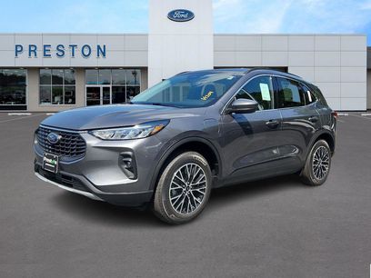 New 2025 Ford Escape SE