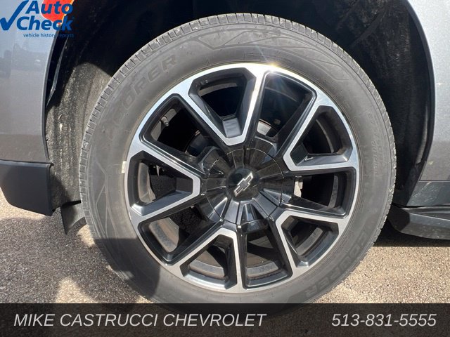 Used 2022 Chevrolet Suburban RST AWD/4WD image 5