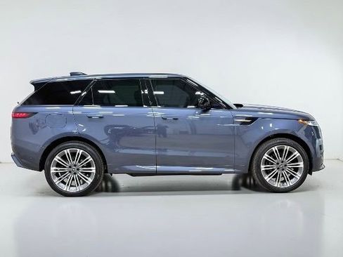 Used 2025 Land Rover Range Rover Sport Dynamic SE image 13