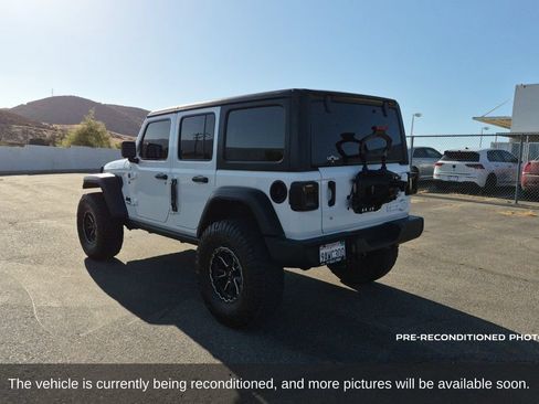 Used 2022 Jeep Wrangler Unlimited Sport AWD/4WD image 8