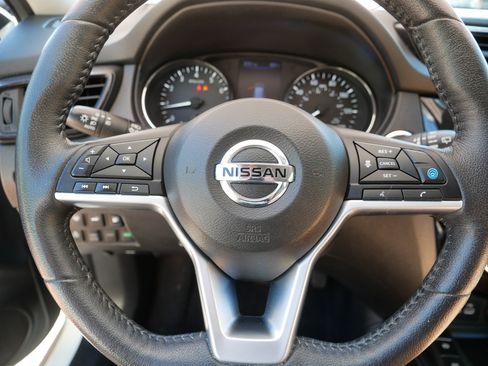 Certified 2020 Nissan Rogue SL w/ Premium Package AWD/4WD image 25