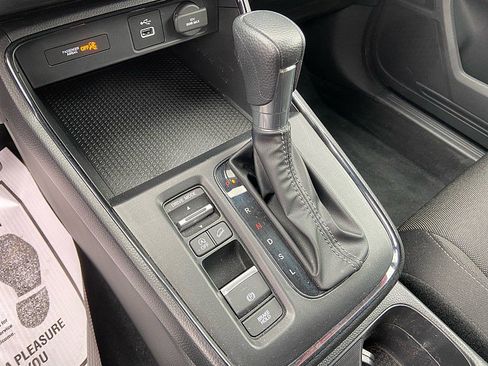 Used 2025 Honda CR-V LX image 14