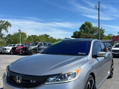 Used 2017 Honda Accord Sport Special Edition image 3