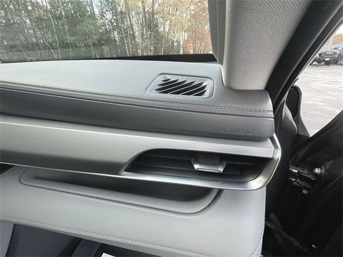 Used 2020 Toyota Highlander Platinum image 30