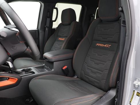 Used 2023 Nissan Frontier PRO-4X w/ Pro Convenience Package image 21