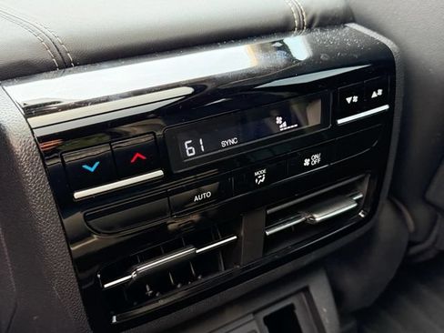 Used 2024 Acura MDX FWD w/ Technology Package image 11