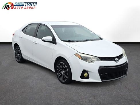 Used 2015 Toyota Corolla L image 4