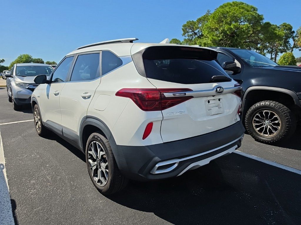 Certified 2021 Kia Seltos EX AWD/4WD image 12