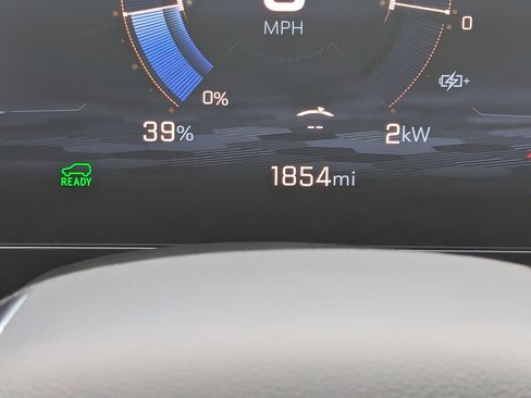 Used 2025 Chevrolet Equinox EV LT w/ Convenience Package II FWD image 26