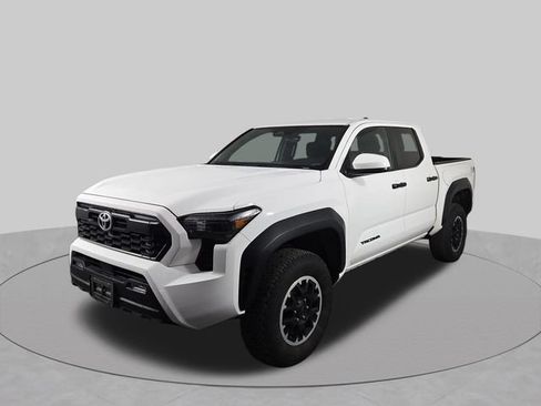 Used 2024 Toyota Tacoma TRD Off-Road AWD/4WD image 2