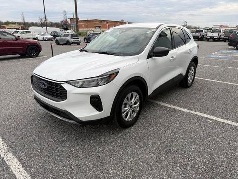 Certified 2024 Ford Escape Active image 4