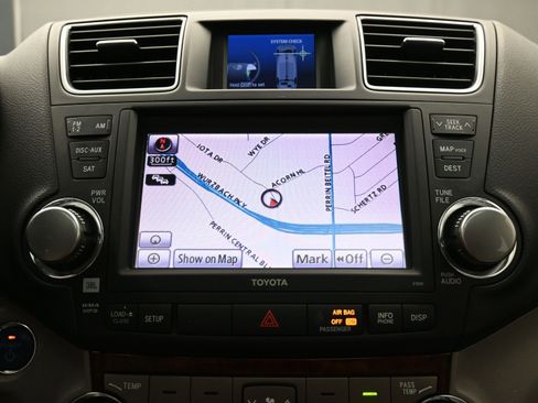 Used 2012 Toyota Highlander Limited image 31