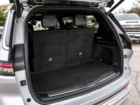 Used 2021 Jeep Grand Cherokee L Overland w/ Luxury Tech Group IV image 66