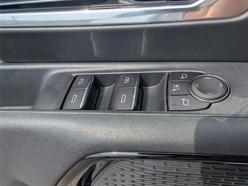 New 2025 Chevrolet Silverado EV LT image 26