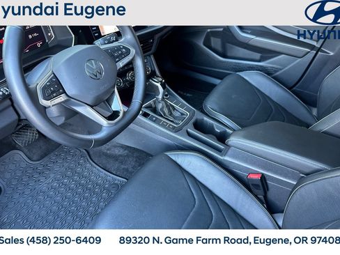 Used 2024 Volkswagen Jetta SEL FWD image 11