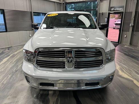 Used 2019 RAM 1500 Big Horn AWD/4WD image 34