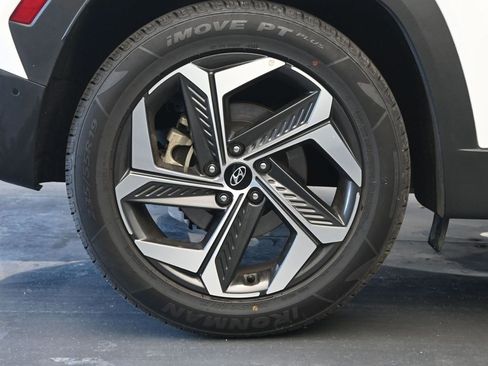 Used 2024 Hyundai Tucson Limited image 9