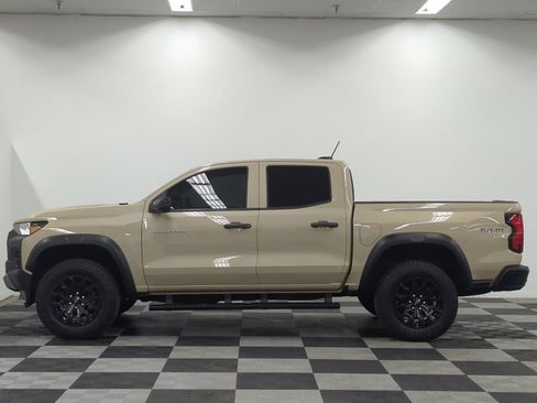 Used 2023 Chevrolet Colorado Trail Boss w/ Technology Package AWD/4WD image 4