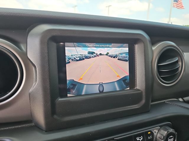Used 2022 Jeep Gladiator Sport AWD/4WD image 14