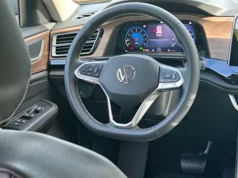 New 2026 Volkswagen Atlas SE FWD image 14
