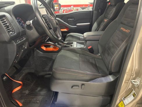 Used 2023 Nissan Frontier PRO-4X w/ Pro Convenience Package AWD/4WD image 11