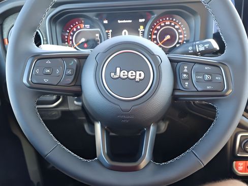 New 2026 Jeep Gladiator Willys AWD/4WD image 13
