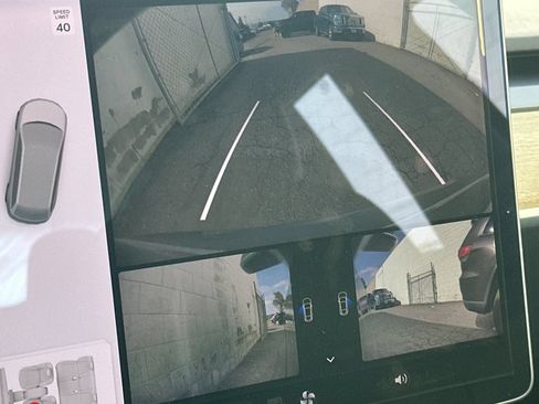 Used 2020 Tesla Model 3 Standard Range Plus RWD image 19