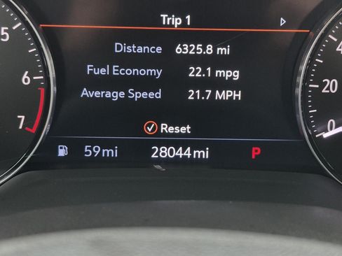 Used 2023 Buick Envision Essence FWD image 21