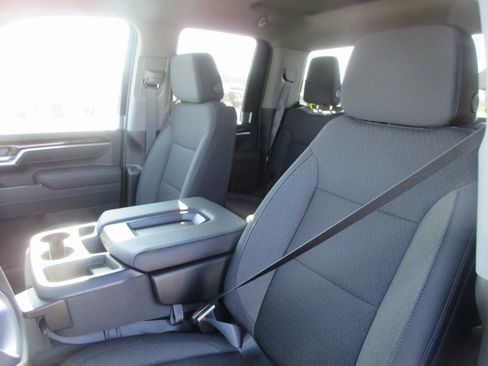 New 2026 GMC Sierra 2500 SLE w/ SLE Value Package; image 15