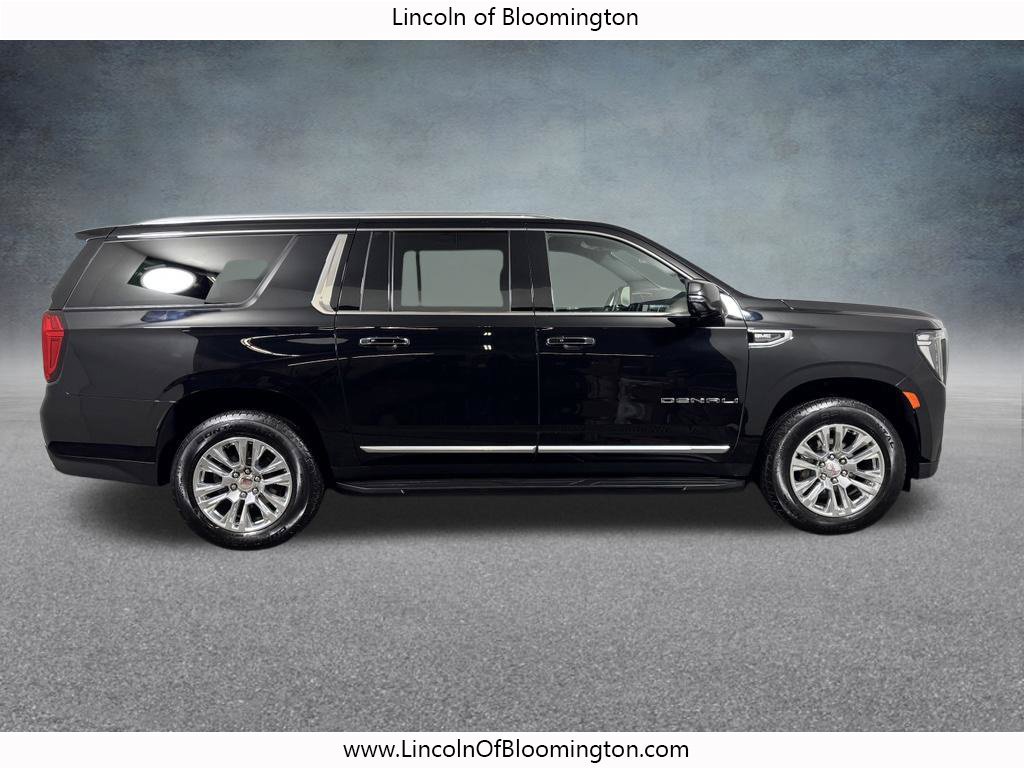 Used 2024 GMC Yukon XL Denali AWD/4WD image 7