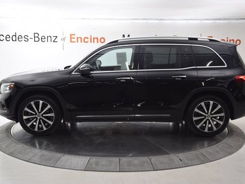 Used 2022 Mercedes-Benz GLB 250 image 3