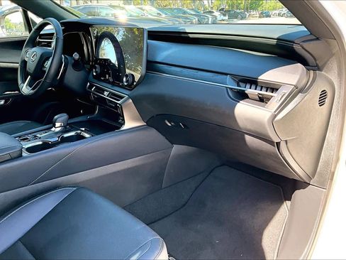 Used 2024 Lexus RX 350 Premium w/ Accessory Package (Z1) image 19