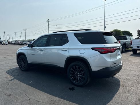 Certified 2022 Chevrolet Traverse RS FWD image 3