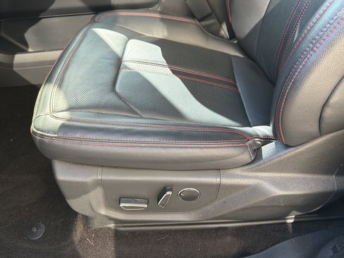 Used 2023 Ford Expedition Limited AWD/4WD image 24
