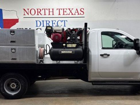 Used 2021 Chevrolet Silverado 3500 W/T w/ WT Convenience Package AWD/4WD image 4