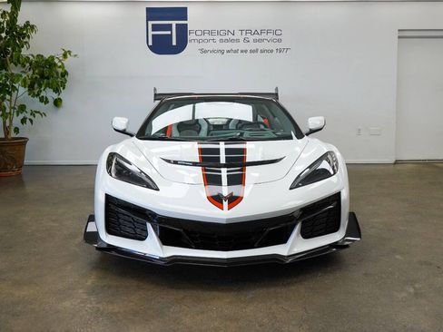 Used 2026 Chevrolet Corvette ZR1 w/ ZR1 Carbon Fiber Aero Package RWD image 4
