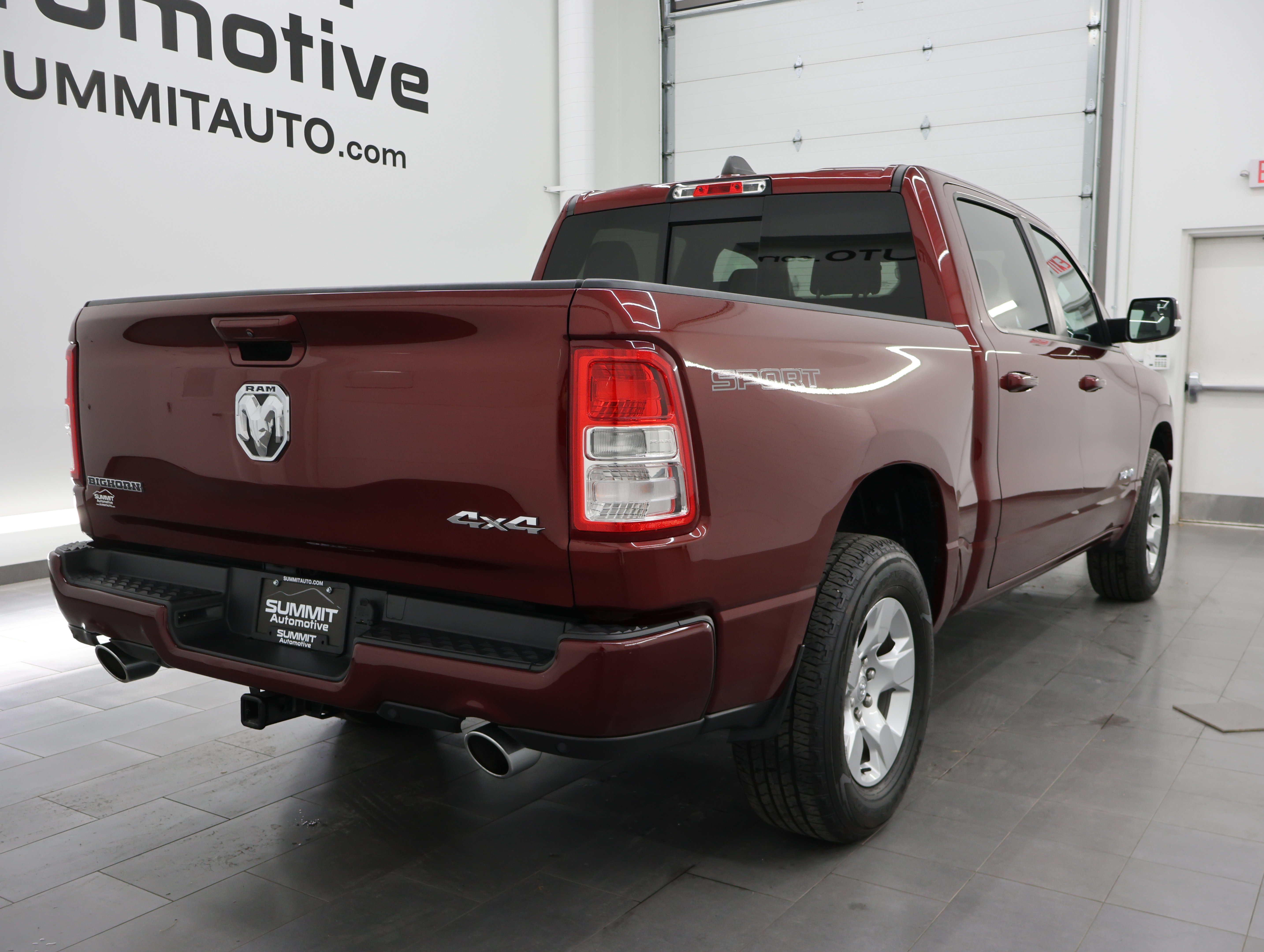 Used 2020 RAM 1500 Big Horn AWD/4WD image 4