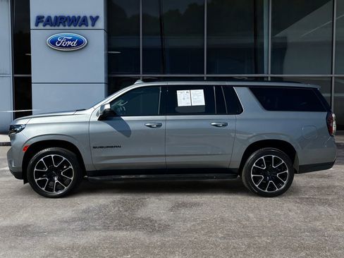 Used 2023 Chevrolet Suburban RST w/ Luxury Package image 7
