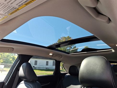 Used 2022 INFINITI QX50 Luxe image 14