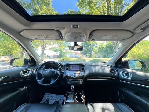 Used 2017 INFINITI QX60 Luxe w/ Deluxe Technology Package AWD/4WD image 28