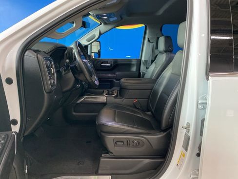 Used 2020 Chevrolet Silverado 3500 LTZ w/ LTZ Premium Package image 11