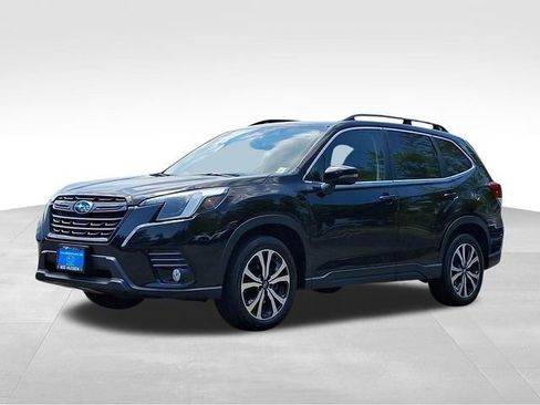 Used 2023 Subaru Forester Limited AWD/4WD image 3