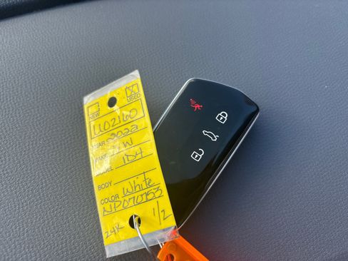 Used 2022 Volkswagen ID.4 Pro image 45