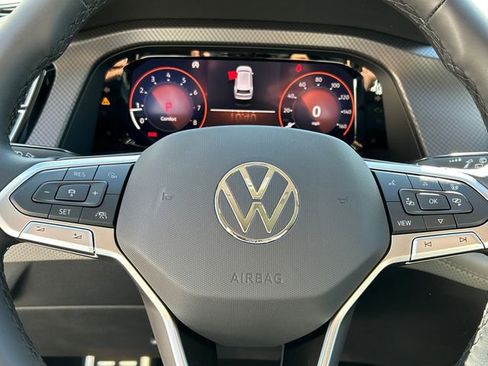 New 2026 Volkswagen Atlas Peak Edition image 11