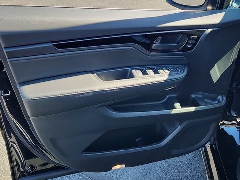 New 2026 Honda Odyssey Touring image 12