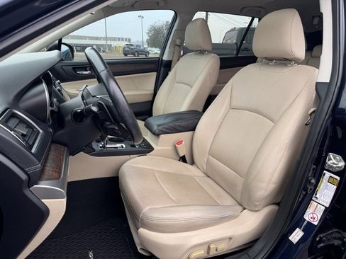 Used 2018 Subaru Outback 2.5i Limited image 23