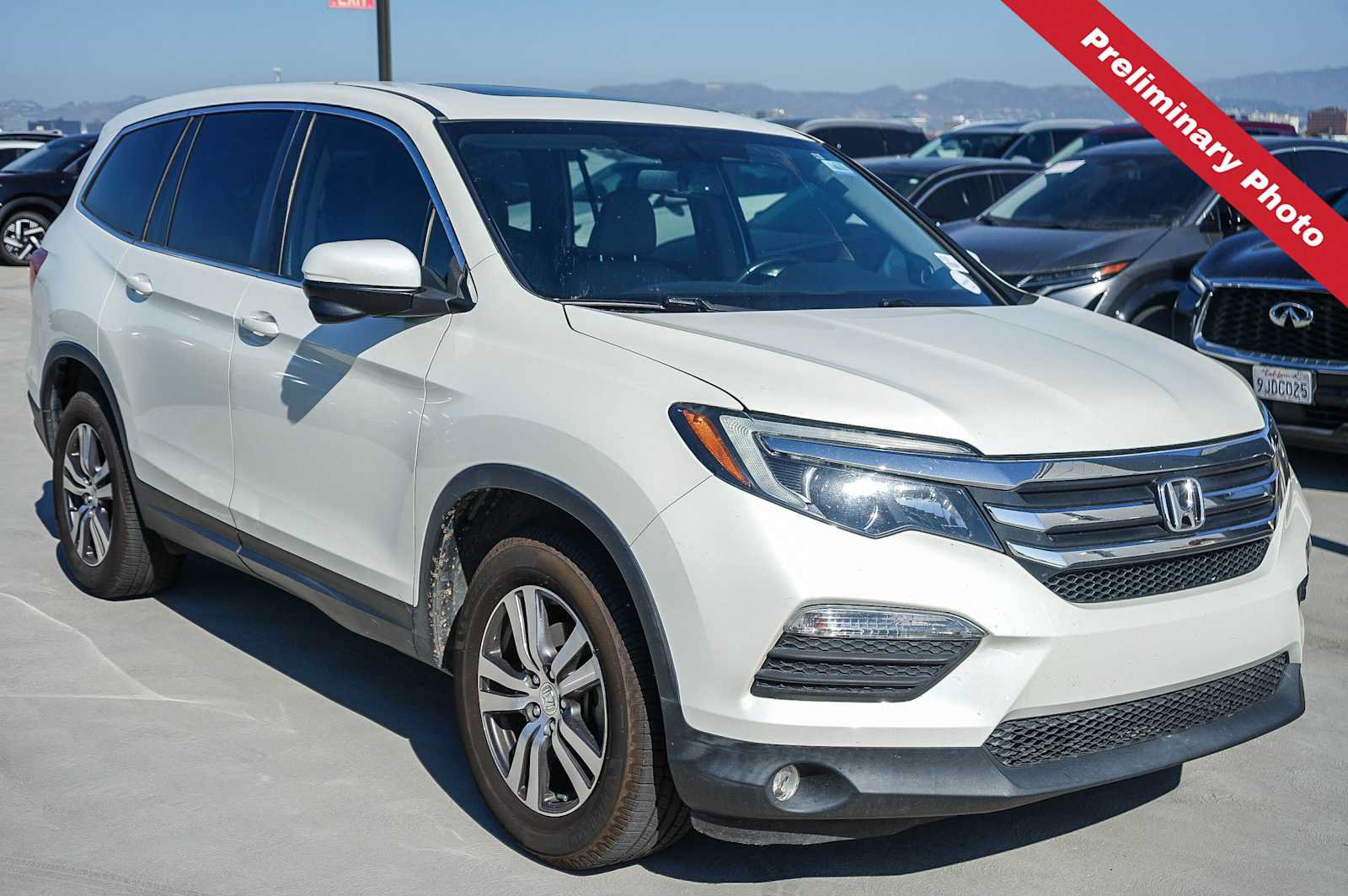 Used 2017 Honda Pilot EX-L image 3