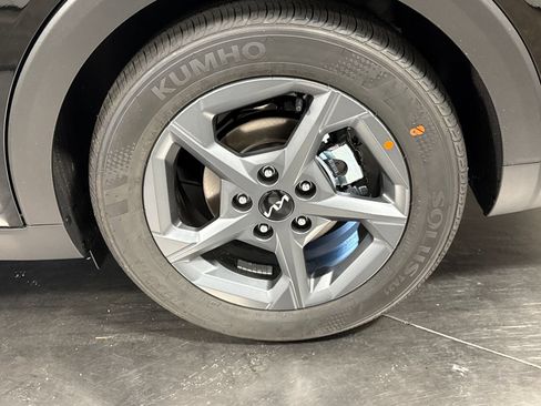 Certified 2026 Kia K4 FWD image 12